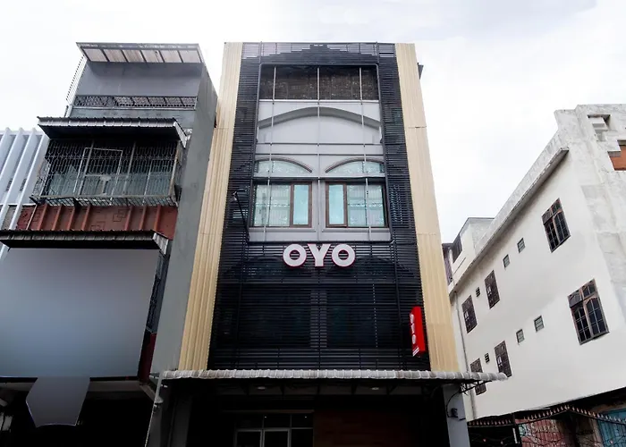 Oyo 3159 Festive Inn