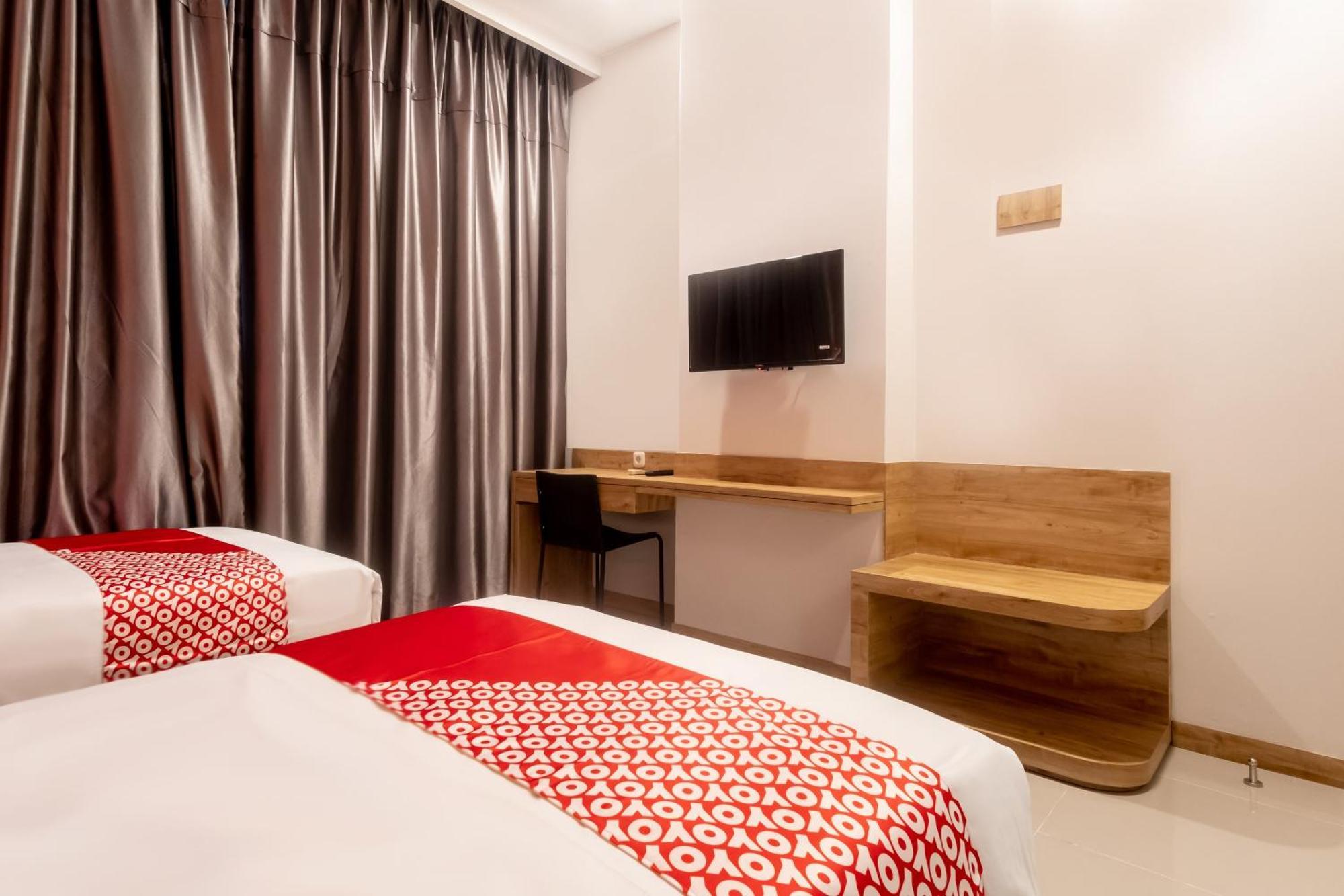 Hotel Oyo 3159 Festive 2*